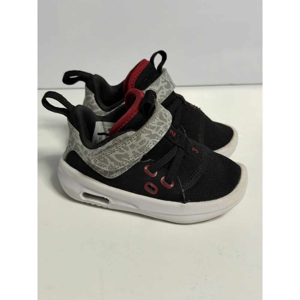 Air Jordan First Class bt Shoes Sneakers Black Red Gray Kids Toddler Size 6C C-5